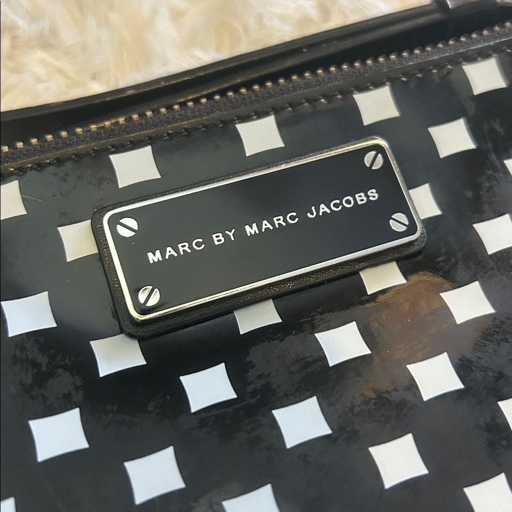 Marc by Marc Jacobs “The Queen’s Gambit” Checkered Patent Pouch - Picture 6 of 8